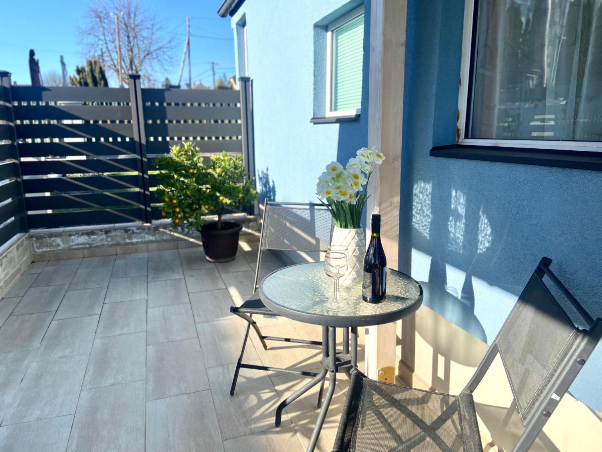Apartmán Kisvakond Vendeghaz Jeno Exteriér fotografie