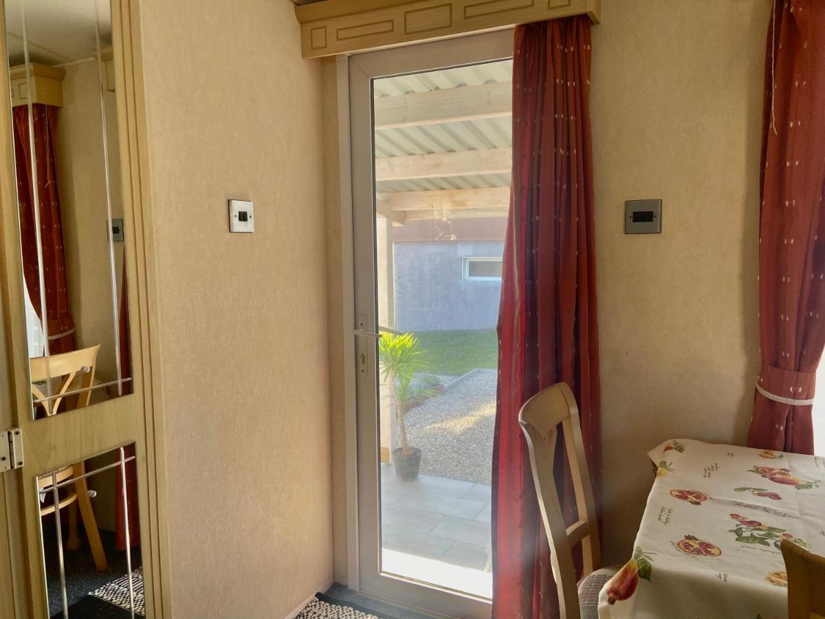 Apartmán Kisvakond Vendeghaz Jeno Exteriér fotografie