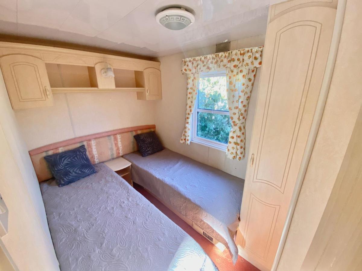 Apartmán Kisvakond Vendeghaz Jeno Exteriér fotografie