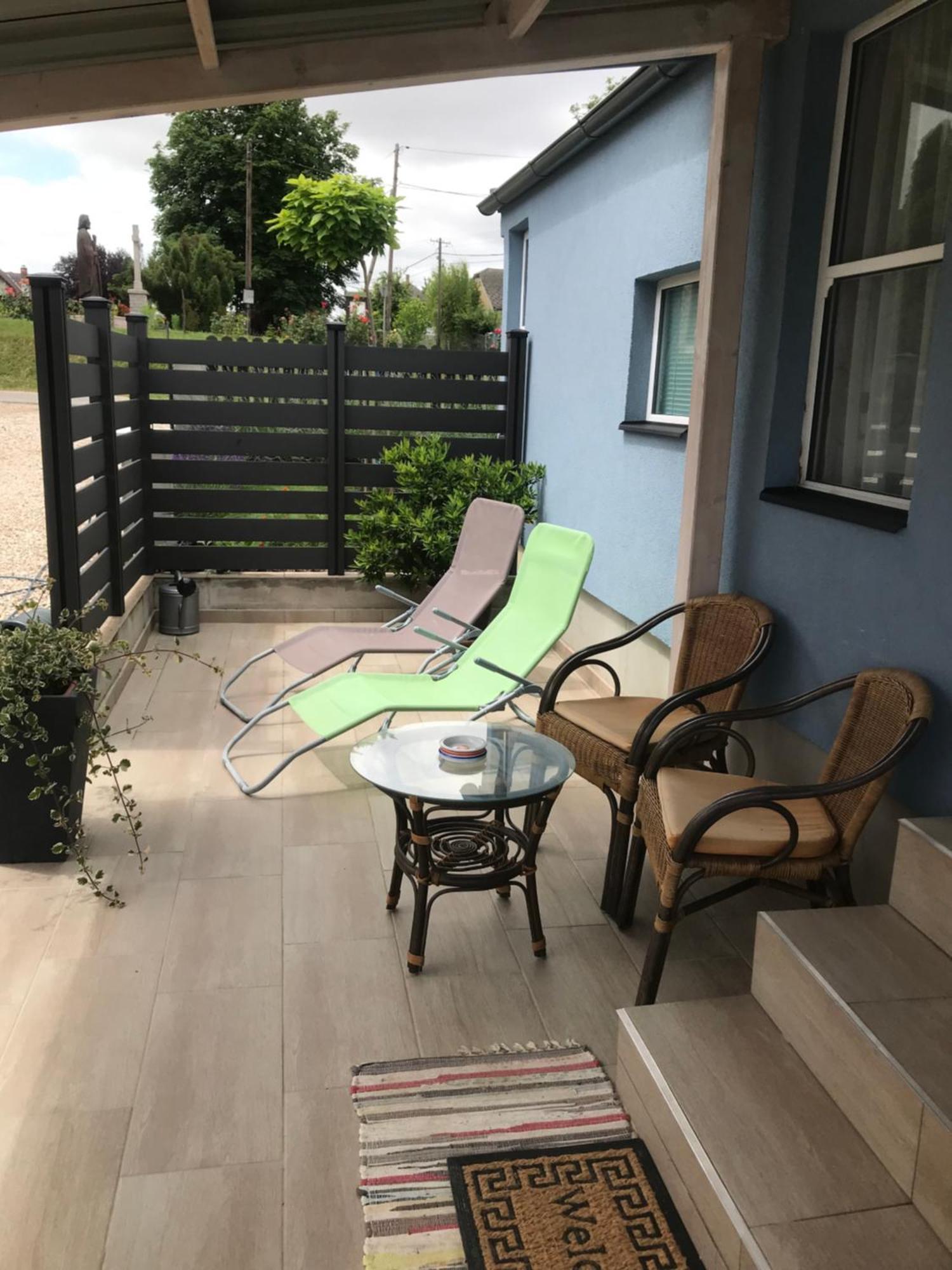 Apartmán Kisvakond Vendeghaz Jeno Exteriér fotografie